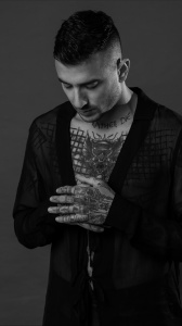 Junior Cally: “Sanremo è stato devastante. Si parlava solo di me”