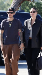 Justin Bieber e Hailey Bieber, il padre di lei chiede misteriosamente di pregare per la coppia