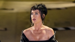 Katy Perry lascia American Idol e torna alla musica: “Ho bisogno di sentire il battito del mio ritmo”