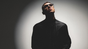 Lazza a Radio Zeta: “Torno sulle scene con un album introspettivo”