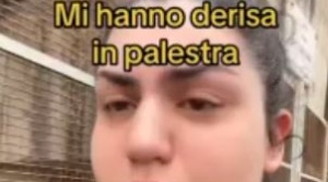 Le lacrime di Francesca su Tik Tok, vittima di body shaming in palestra