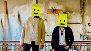 Legno, il duo mascherato torna con "Spaccotutto"