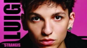 Luigi Strangis debutta in vetta alla classifica Fimi con l'album "Strangis"
