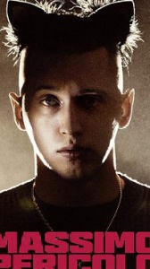 Massimo Pericolo, ospite di Radio Zeta, racconta il suo nuovo singolo "Stupido"