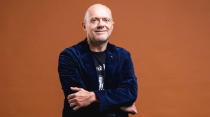 Max Pezzali su Radio Zeta lancia le sue Discoteche abbandonate: “Imparavamo a gestire le differenze”  