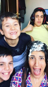 Miss Mamma Sorriso insieme a suo figlio Alessio Rigatieri saranno domani ospiti di Radio Zeta