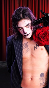 Naska su Radio Zeta racconta The Freak Show 