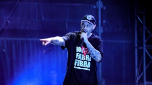 Nell’”universo” del rap italiano: arriva il brano inedito di Deda con Neffa e Fabri Fibra, i fan impazziscono