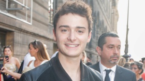 Noah Schnapp fa coming out, il giovane attore di Stranger Things dichiara di essere gay