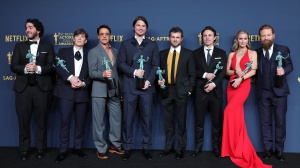 Oppenheimer vola verso gli Oscar. Il film trionfa ai SAG e PGA Awards 