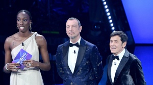 Paola Enogu commuove la Gen Z con un monologo toccante sul razzismo