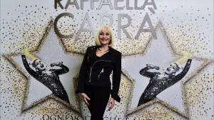 Raffaella Carrà, oggi sarebbero state 82 le candeline per una donna senza tempo