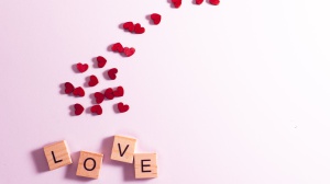 San Valentino, 5 canzoni da dedicare alla vostra dolce metà