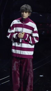 Sangiovanni dice stop alla musica, il post su Instagram: "Non riesco più a fingere che vada tutto bene"