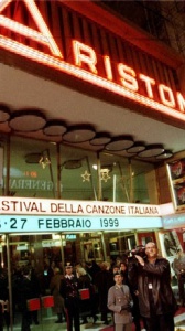 Il boom dei giovani a Sanremo 2022: ecco cosa pensano dei brani boomer e generazione Z a confronto