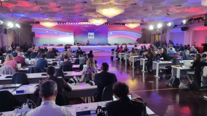 Sanremo 2023, conferenza stampa terza serata. Coletta si dissocia da Fedez. Amadeus difende Angelo Duro