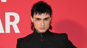 Rosa Chemical questa sera da piazza Colombo per Sanremo 2024: tutto sul rapper del momento