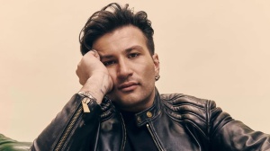 Sanremo 2026, Eddie Brock in gara con il brano “Avvoltoi”