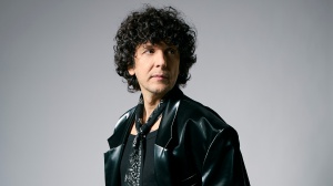 Sanremo 2026, Ermal Meta in gara con il brano “Stella stellina” 