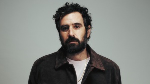 Sanremo 2026, Tommaso Paradiso in gara con il brano “I romantici”