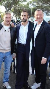 Sanremo, toto-nomi: Amadeus non parla. E se ci fosse anche Francesco Totti sul palco?