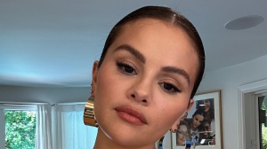 Selena Gomez scatena le voci sulla "reunion" con Justin Bieber con una foto virale di un bacio