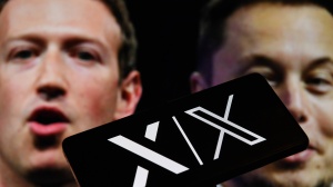 Sfida Elon Musk e Mark Zuckerberg, parla il sindaco di Pompei