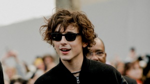 Timothée Chalamet canterà con la sua vera voce i brani del biopic su Bob Dylan