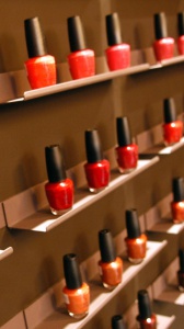 Tutti pazzi per la manicure rosa cipria: come abbinare la nuance del momento