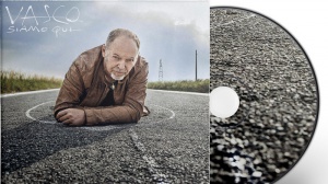 Vasco Rossi, “Siamo qui” prende vita e il “Vasco Non Stop Live 2022” si allarga