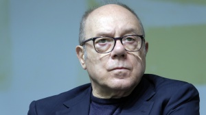 Verdone torna a raccontare Carlo! Arrivano i nuovi episodi di Vita da Carlo 
