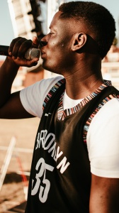 Wadelevrai a Radio Zeta: “Il mio nuovo singolo Mufasa con un sound innovativo”