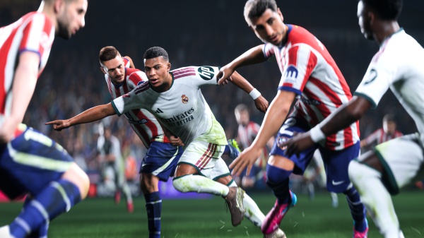 EA Sports FC 27, il calcio videogiocato di Electronic Arts domina la scena
