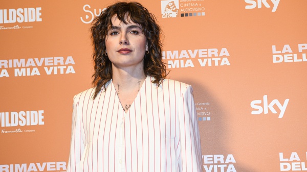 Madame annuncia “Disincanto”: il nuovo album in uscita il 17 aprile