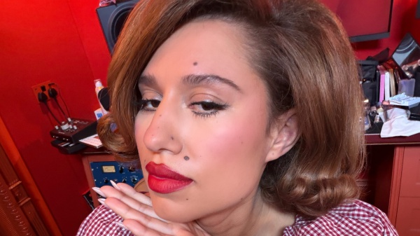 Raye contro i bot: 1,8 milioni di fan per 5.000 biglietti