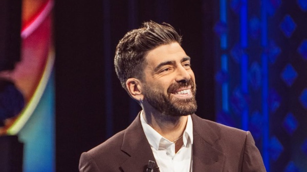 Sanremo Giovani 2025: la prima puntata. Passano Antonia, La Messa e Cmqmartina