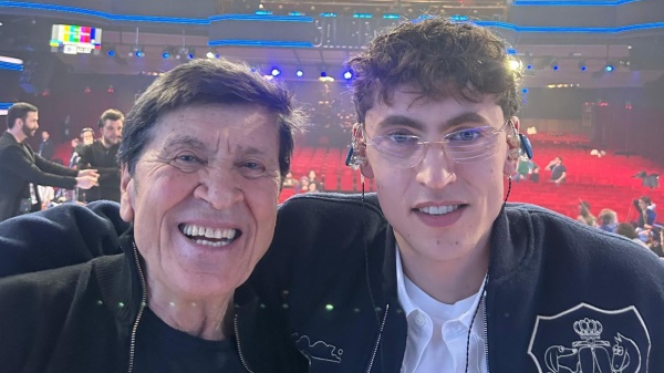 Tredici Pietro sarà Gianni Morandi in 