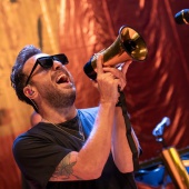 Cesare Cremonini a Radiofreccia: "Amateur è una porta verso una nuova dimensione"