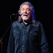 Robert Plant: la morte del figlio, i Led Zeppelin e la libertà di andare avanti