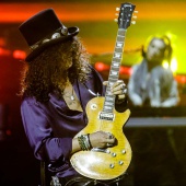 Slash: i Guns N’ Roses si fermano nel 2027 per lavorare al nuovo album