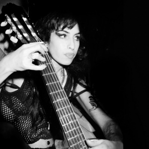 Amy Winehouse: la chitarra rappresenta la musica che è dentro di me