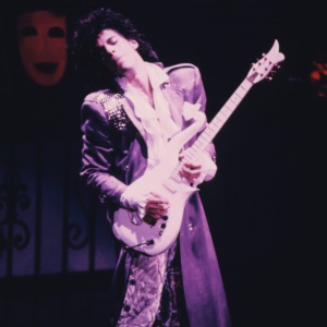 Calcio, Il Paris Saint Germain ha realizzato un tributo a Prince