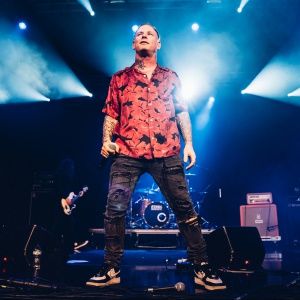 Corey Taylor sings Chappel Roan