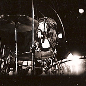 Da John Bonham a Dave Grohl, come è cambiato il ruolo del batterista?