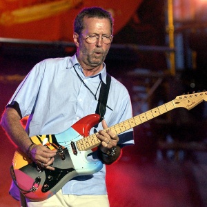 Eric Clapton dice di essere isolato per le sue posizioni sul COVID