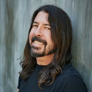 I Foo Fighters cancellano tutte le date del tour dopo la morte di Taylor Hawkins