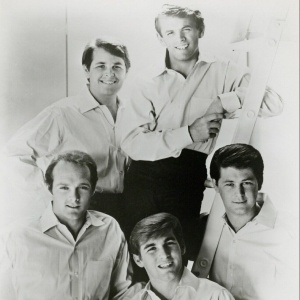 I Get Around, i giovani americani raccontati dai Beach Boys