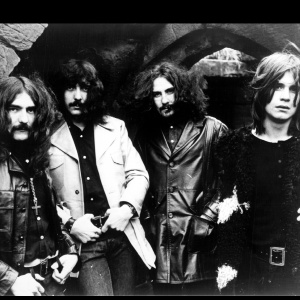 "Iron Man" dei Black Sabbath: la storia dell’uomo d’acciaio "Iron Man" dei Black Sabbath: la storia dell’uomo d’acciaio