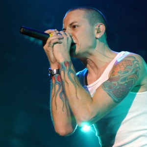 Linkin Park, ascolta l'inedito con Chester "Fighting Myself"