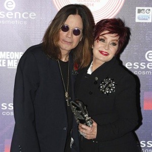 Ozzy Osbourne, Sharon positiva al COVID